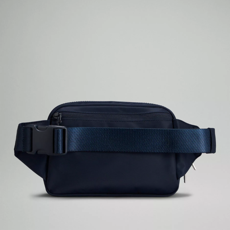 Lululemon Everywhere Belt Bag, Athletica Fanny Packs, Crossbody Gym Bags, Fashion Waist Packs with Adjustable Strap - True Navy