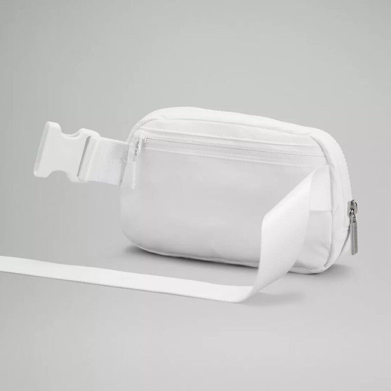 Lululemon Everywhere Belt Bag 1L - White