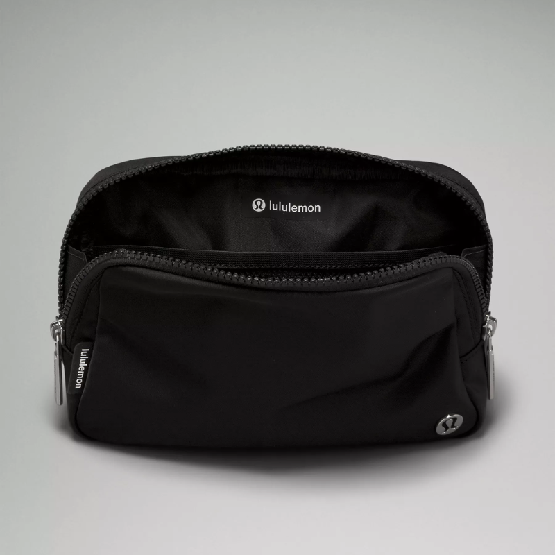 Lululemon Everywhere Belt Bag 1L - Black/White