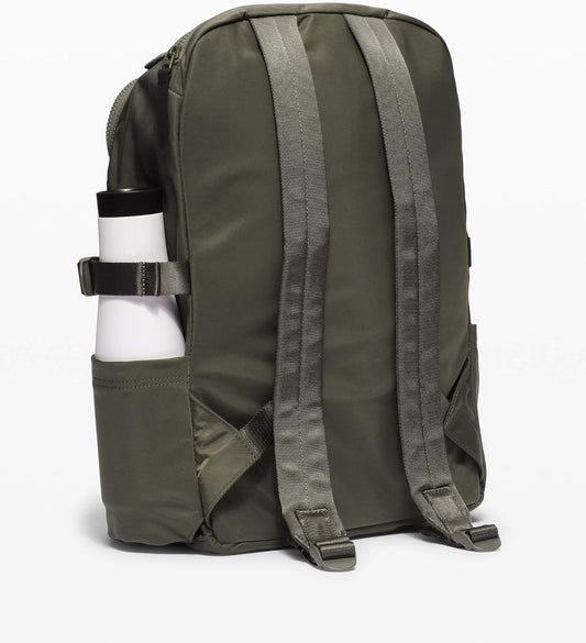 New Crew Backpack 22L - Army Green