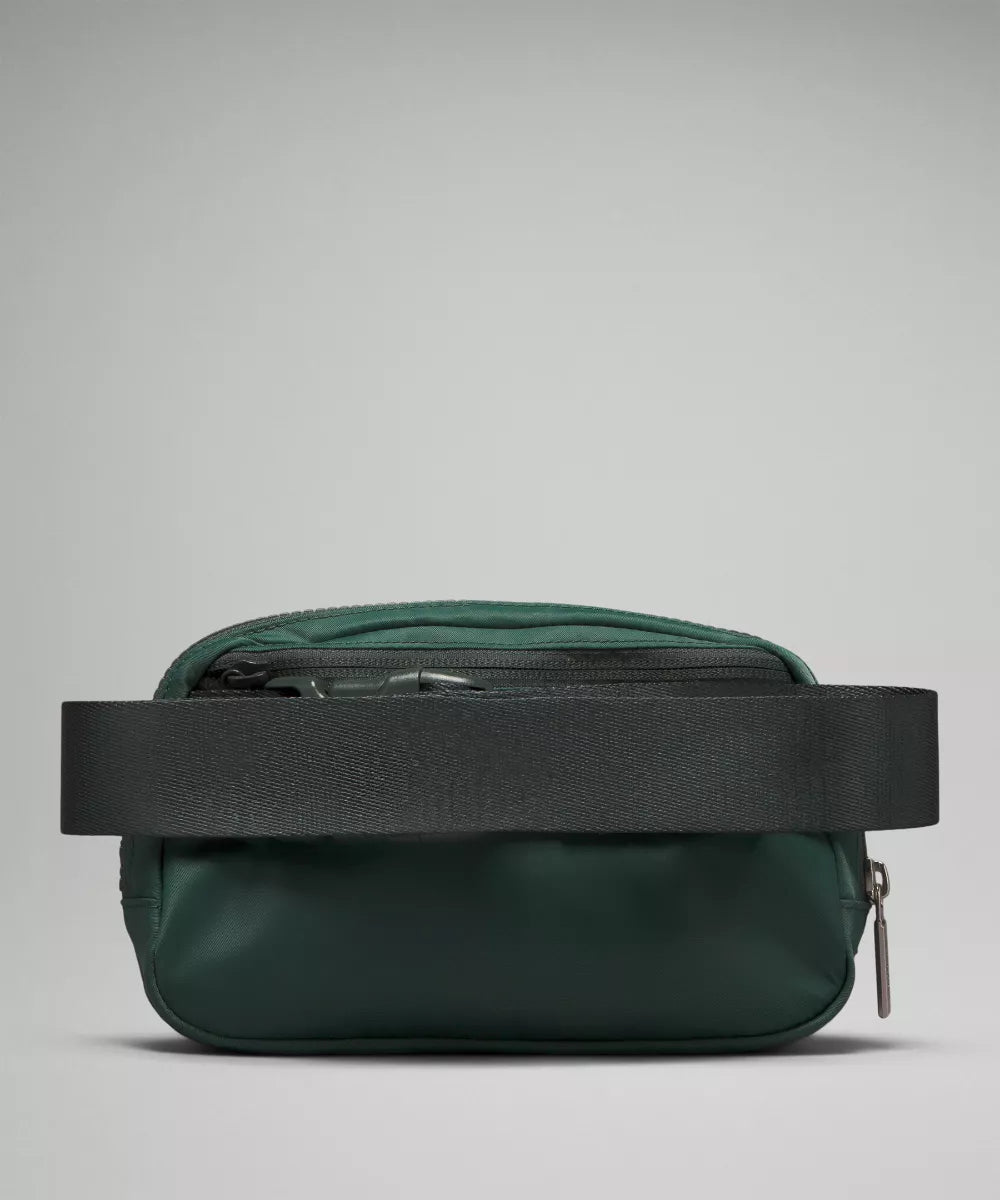 Lululemon Everywhere Belt Bag, Athletica Fanny Packs, Crossbody Gym Bags, Fashion Waist Packs with Adjustable Strap - Dark Green