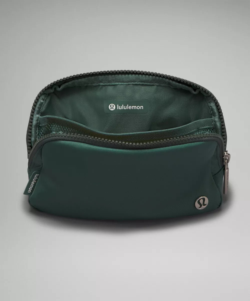 Lululemon Everywhere Belt Bag, Athletica Fanny Packs, Crossbody Gym Bags, Fashion Waist Packs with Adjustable Strap - Dark Green