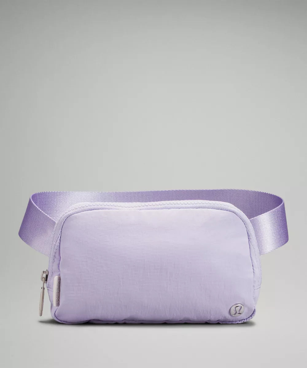 Lululemon Everywhere Belt Bag, Athletica Fanny Packs, Crossbody Gym Bags, Fashion Waist Packs with Adjustable Strap - Pastle Blue