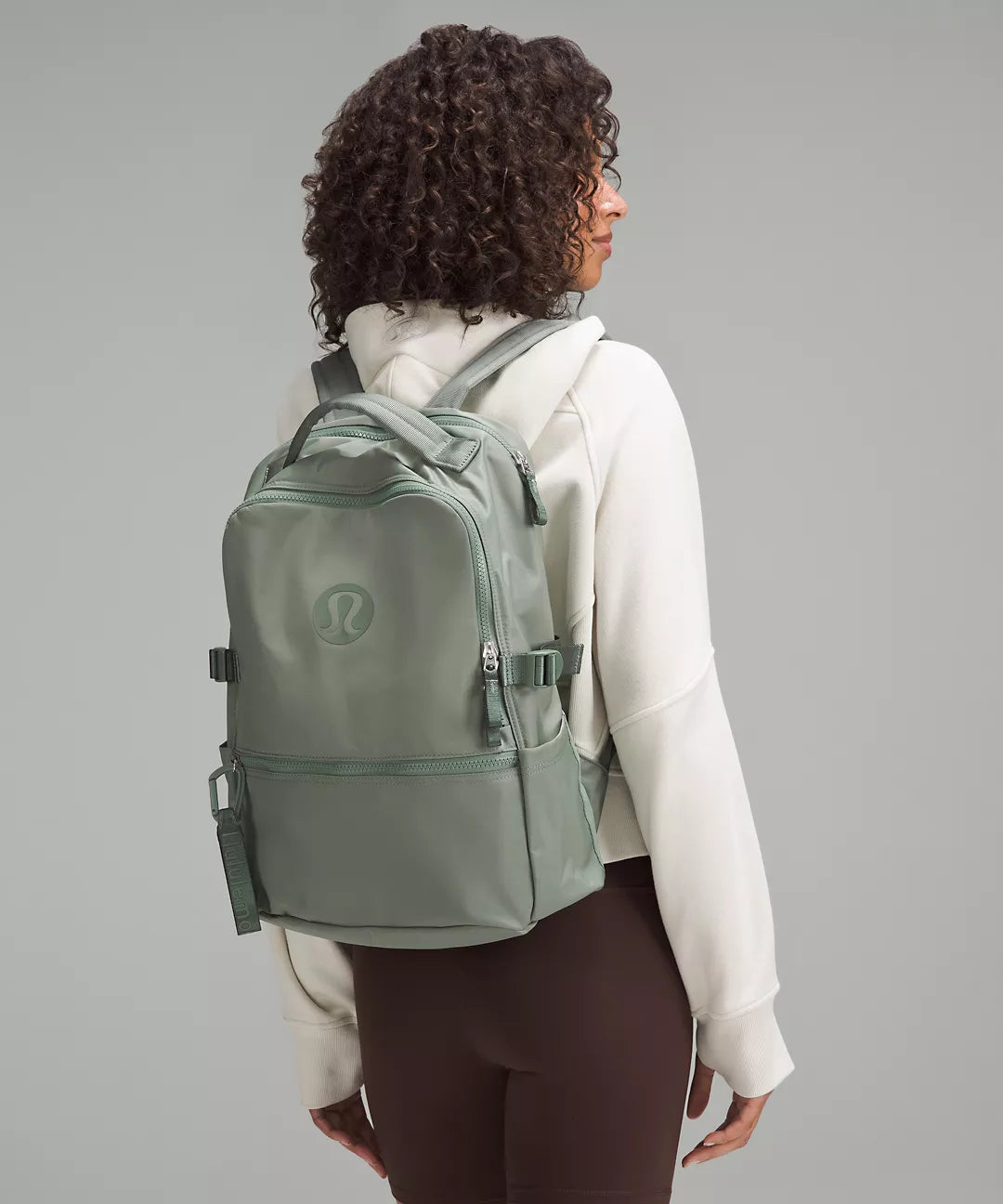 New Crew Backpack 22L - Grey Eucalyptus