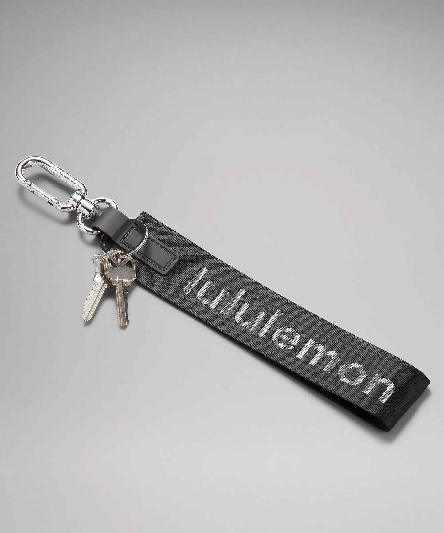 Never Lost Keychain - Black/White