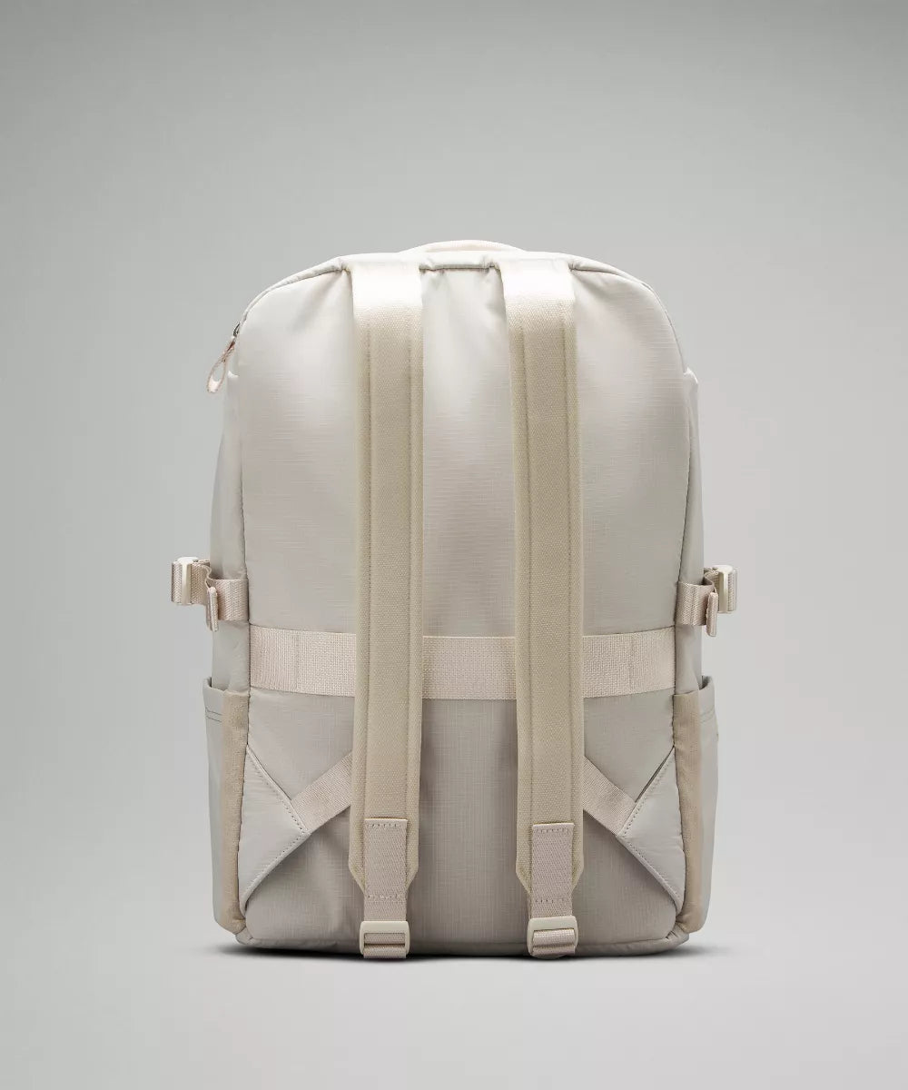 New Crew Backpack 22L - White/ White Opal