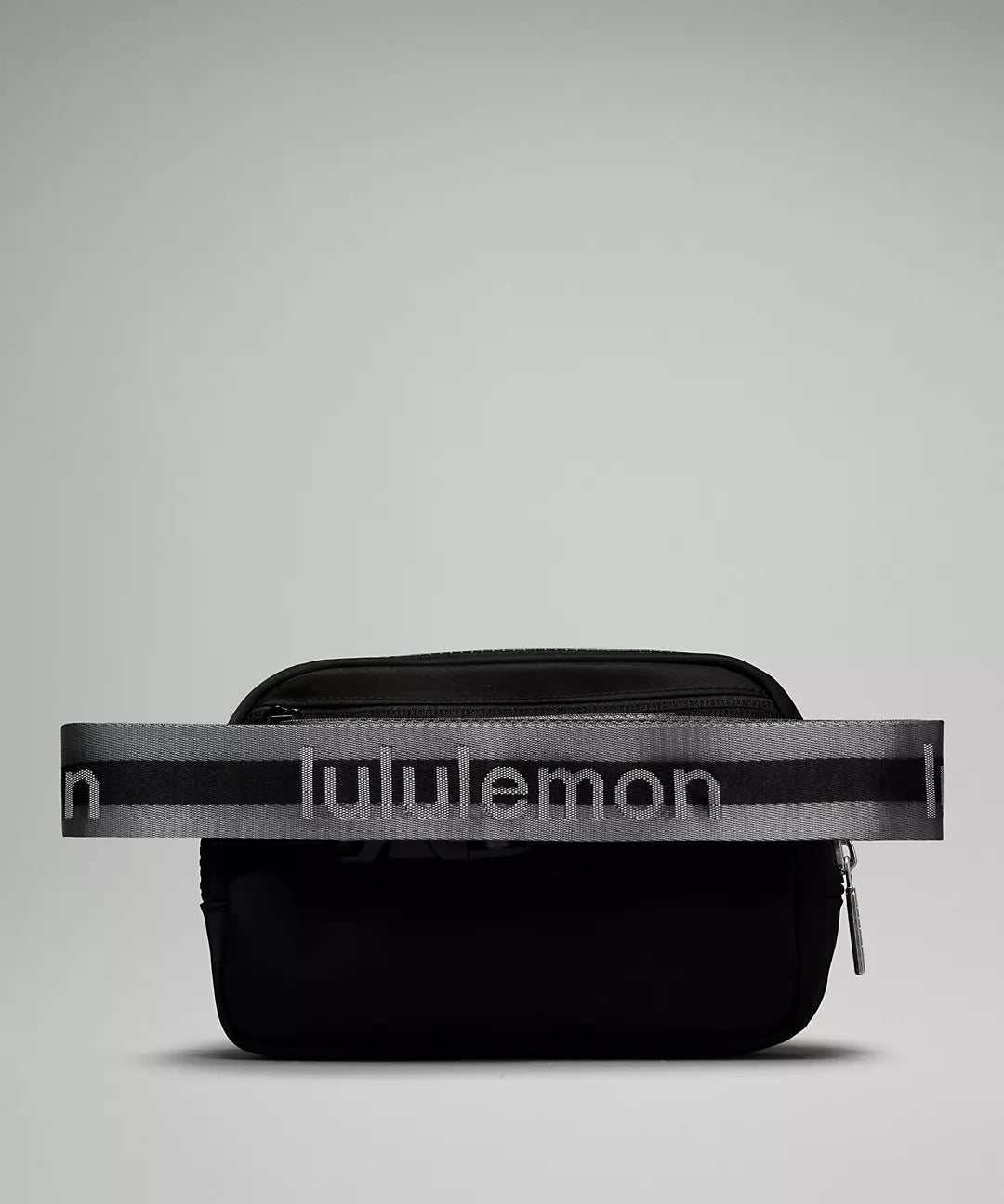 Lululemon Everywhere Belt Bag 1L - Black/Asphalt